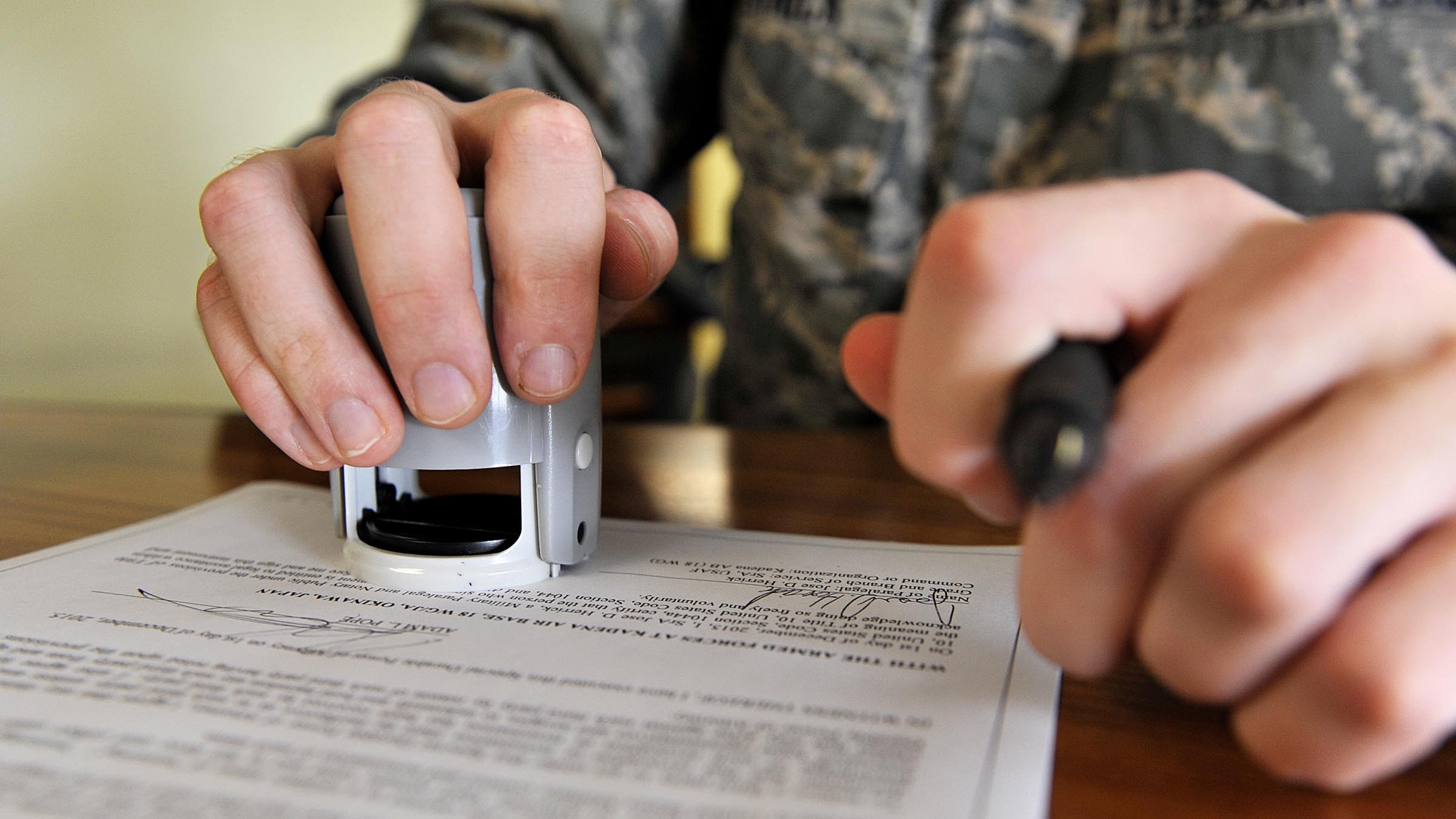 Deserve notary banner